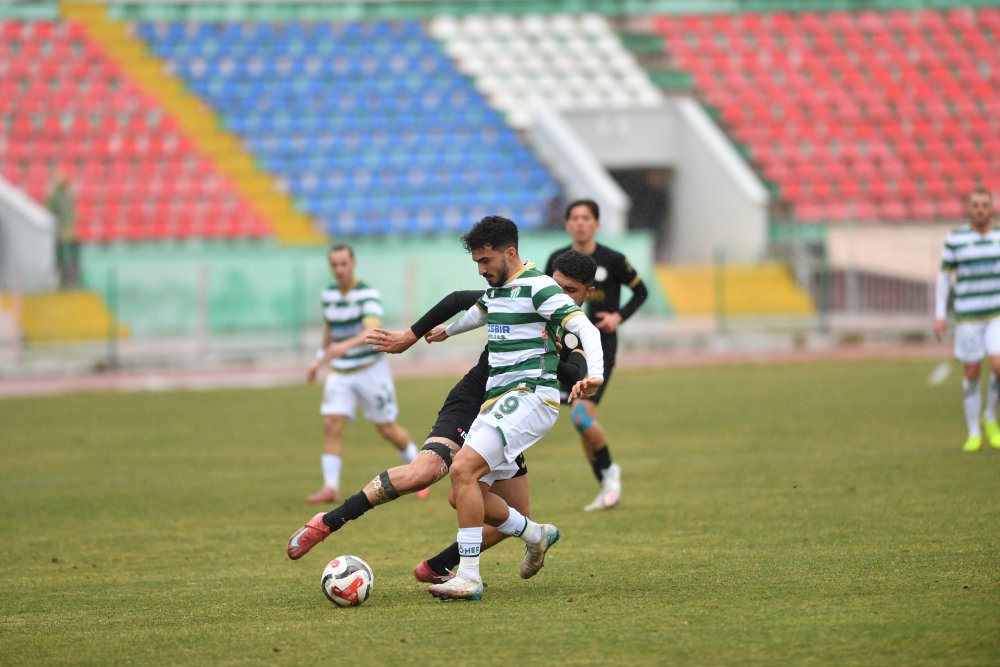 Bursaspor Isparta'da 2 Puan Bıraktı